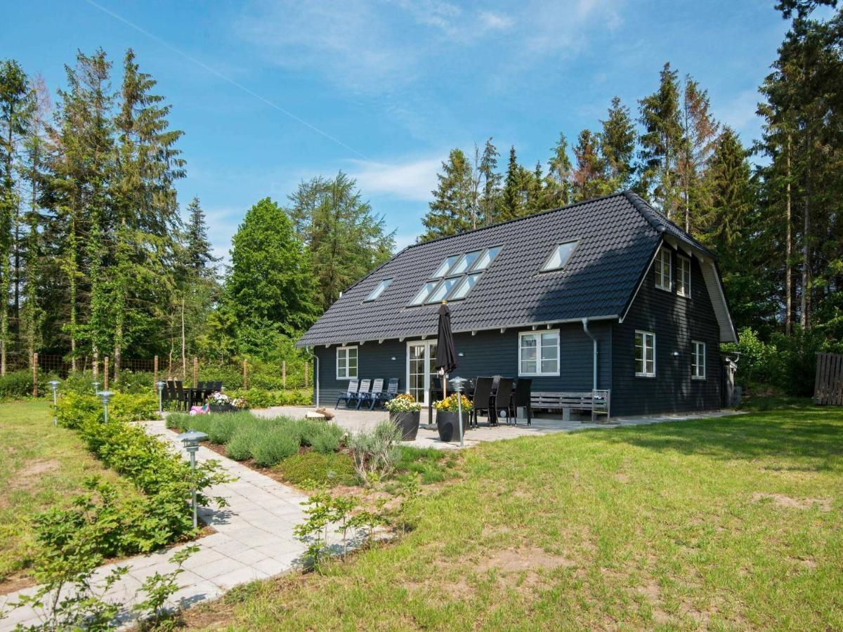 10 Person Holiday Home In Glesborg Chambre photo